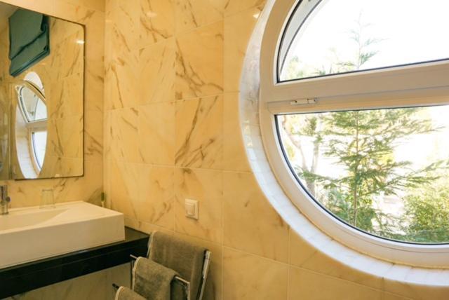 Edles Apartment In Architektenvilla Mit Grossem Pool, Sauna, Dachterrasse Und Malerischem Garten Pataias Dış mekan fotoğraf
